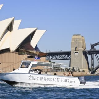 Sydney Harbour & Beaches: Morning Cruise