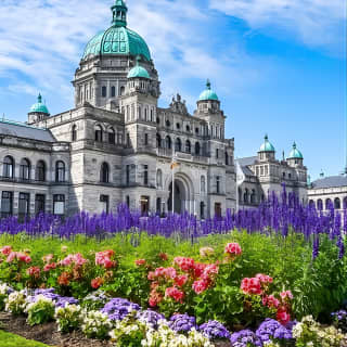 Full Day Guided Tour in Victoria with Butchart Gardens