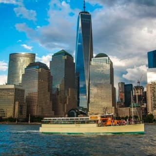 Manhattan Architecture Yacht Cruise