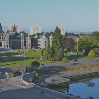 Full Day Guided Tour in Victoria with Butchart Gardens