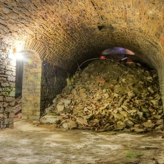 Hidden Brewery Caverns Tour in Cincinnati with Beer Tasting