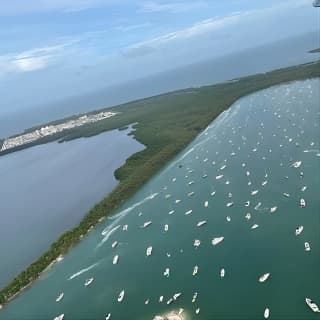 Eagles Air Tour: Private 45 Minute Plane Tour of Miami