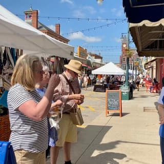 Sunday Brunch at Findlay Market Tour