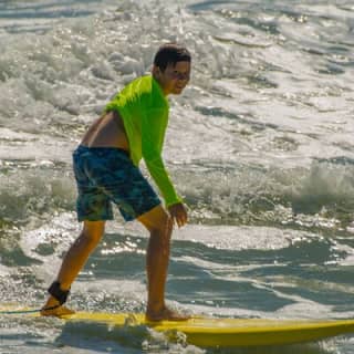 One Hour Surf Lesson with Experienced Instructor