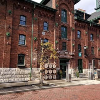 Toronto Distillery District Walking Tour