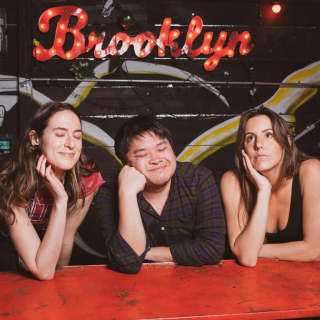 ﻿Comedia clandestina en Brooklyn