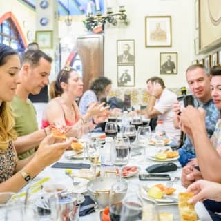 ﻿Barcelona Wine and Tapas: Guided electric bike tour