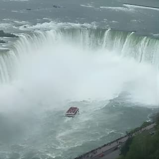 From Toronto: Niagara Falls Day Tour with Optional Boat Cruise