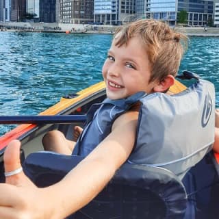 Chicago's Lake Michigan Downtown Kayak Rental at Ohio Street Beach