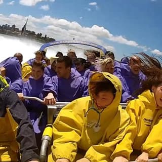 30-Minute Sydney Harbour Jet Boat Ride: Thunder Twist