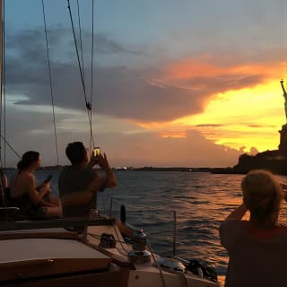 2.5-hour Guided Sailboat Tour