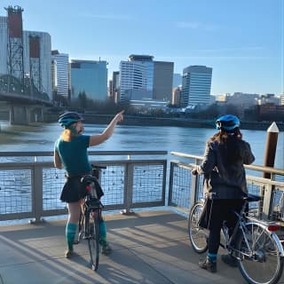 Bike Around Portland Oregon: Bridges, Neighborhoods, Poetry and Roses