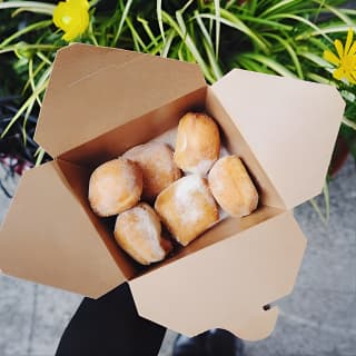 Seattle Delicious Donut Adventure & Walking Food Tour