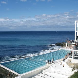 Discover Bondi Beach: Walking Tour