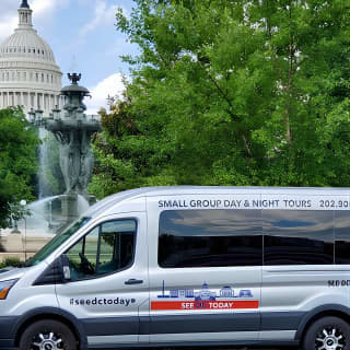 Guided National Mall Sightseeing Tour with 10 Top Attractions