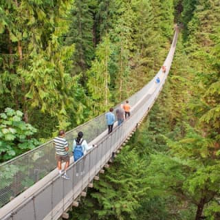 Vancouver Highlights Tour with Vancouver Lookout & Capilano Suspension Bridge