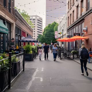 Guided Walking Tour of Downtown Portland, Oregon