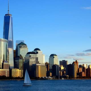 NYC Cruise: Manhattan Skyline with Buffet Dinner and Live DJ