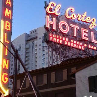 Fremont Street: After Dark Walking Tour