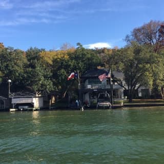 Private Lake Austin Boat Cruise - Full Sun Shading Available