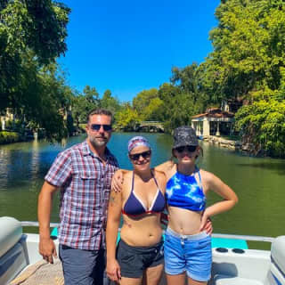 Private Lake Austin Boat Cruise - Full Sun Shading Available