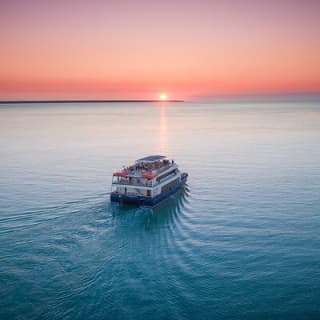 Charles Darwin Dinner Cruise