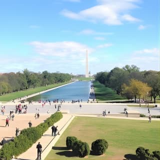 Guided National Mall Sightseeing Tour with 10 Top Attractions