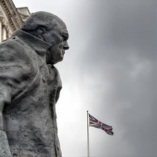 WW2 London Walking Tour & Churchill War Rooms Entrance Ticket