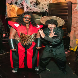 The Boos & Booze Chicago Halloween Bar Crawl | West Loop