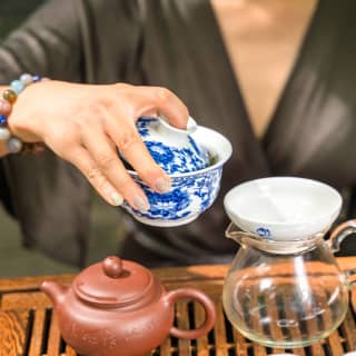 Altitude Tea: Reconnect and Learn to Drink Tea Mindfully