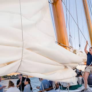 New York Day Sail to the Statue of Liberty on America 2.0