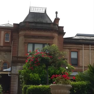 Adelaide Walking Tour: Grand Mansions and Sub-Divisions