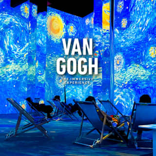 Yoga at Van Gogh: The Immersive Experience