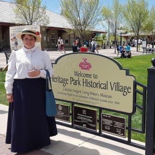 Calgary History Bus Tour with Heritage Park Admission