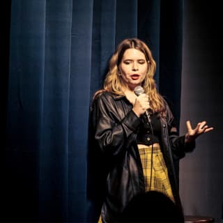 Friday Stand-up Comedy in English