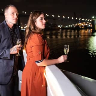 San Diego Harbor: Gourmet Dinner Cruise with Live Entertainment