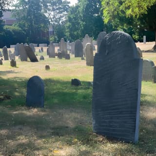 Self-Guided Smartphone Ghost Walking Tour in Salem