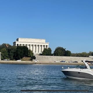 Private Yacht Tour along Washington DC Waterfront