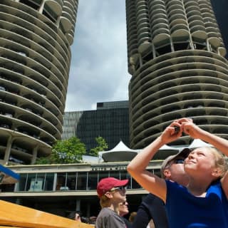 Chicago: Architecture River Cruise from Navy Pier