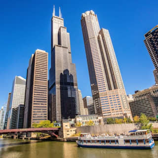 Chicago: Architecture River Cruise from Navy Pier