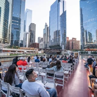 Chicago: Architecture River Cruise from Navy Pier