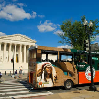 Washington Welcome Center: 90-Minute Guided Tour Old Town Trolley Washington