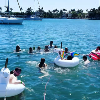 Island Time Boat Cruise in Fort Lauderdale