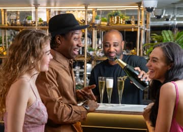 Madame Tussauds: Champagne Experience 3