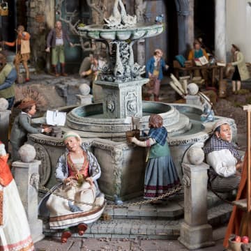 Setting the Nativity Scene 1