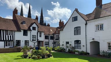 Obsolete 19A The Close, Lichfield, WS13 7LD - Correct ID 23823