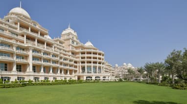 Grand Maximilian Ballroom - Raffles The Palm