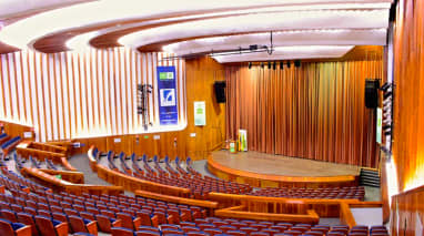 Auditorio Luis A. Calvo