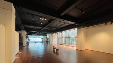 The Stainless Gallery
