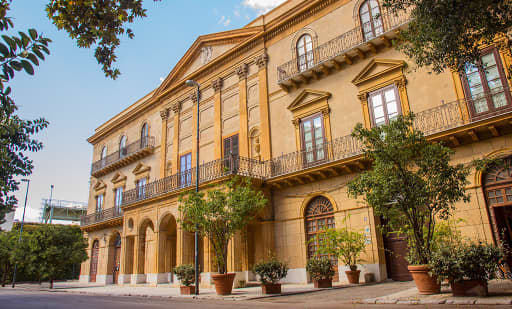 Palazzo de Gregorio - Salone delle feste. 1